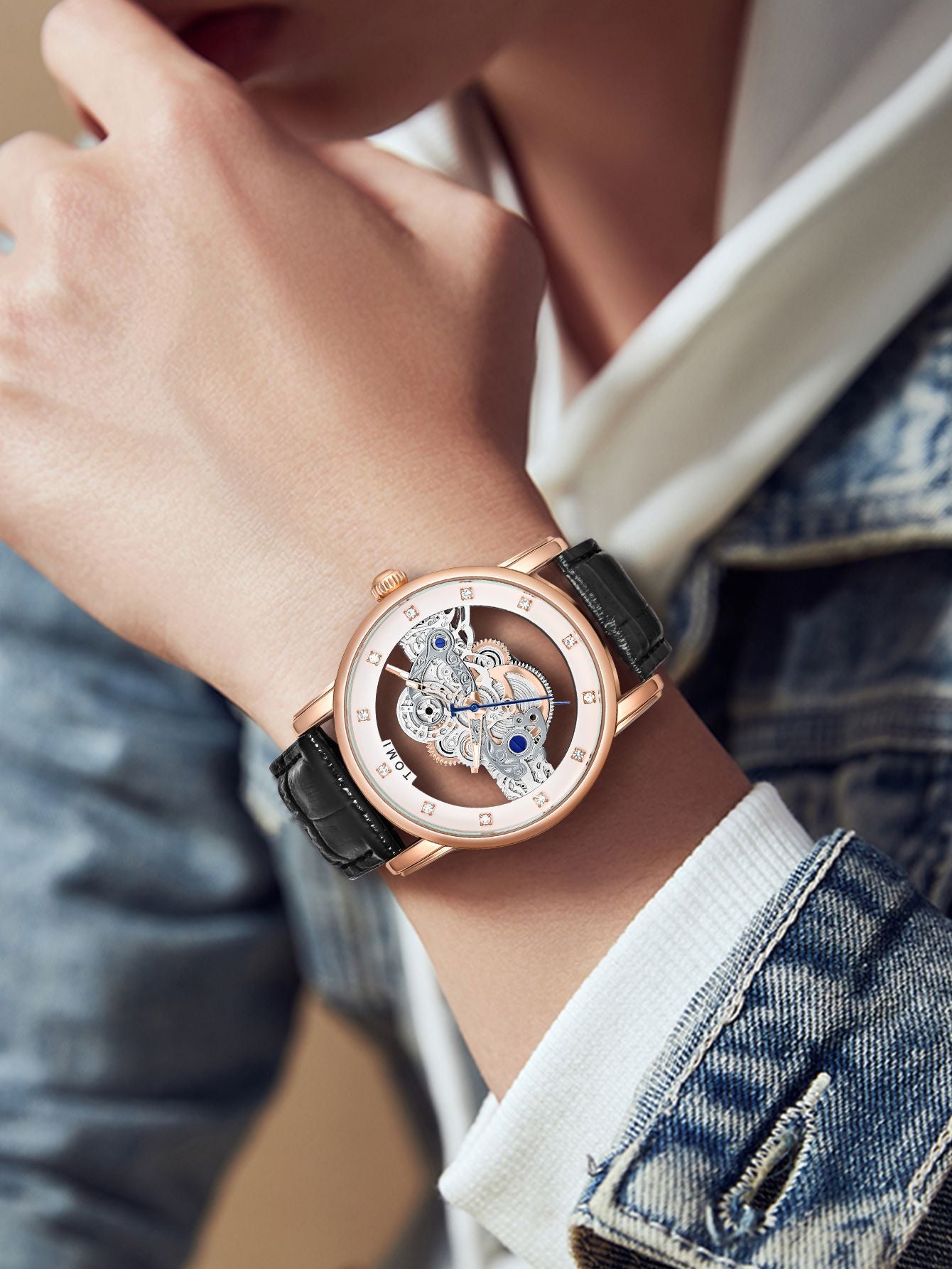 Relógio Tomi Classic Skeleton Black