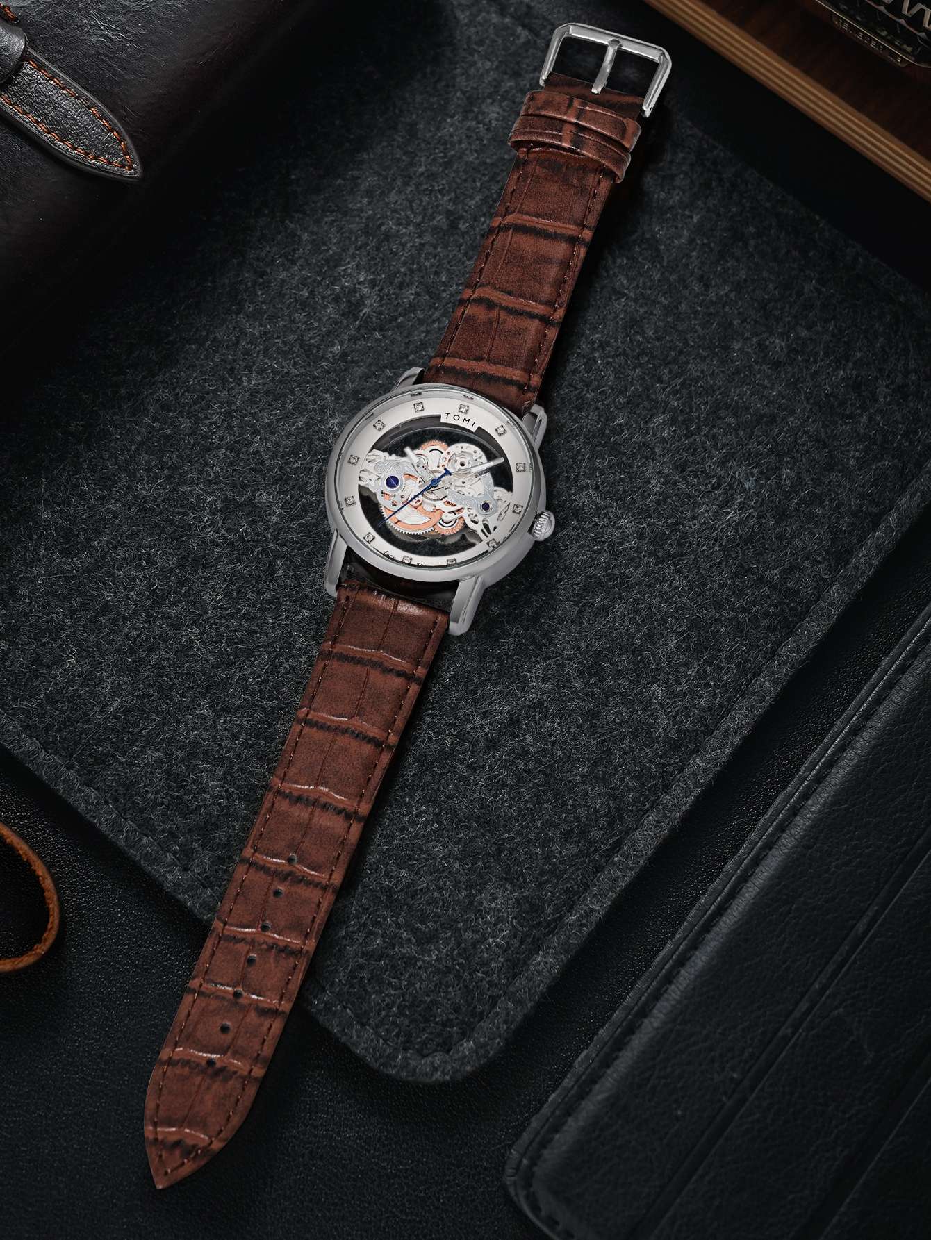 Relógio Tomi Classic Skeleton - Box Premium 2 Pulseiras